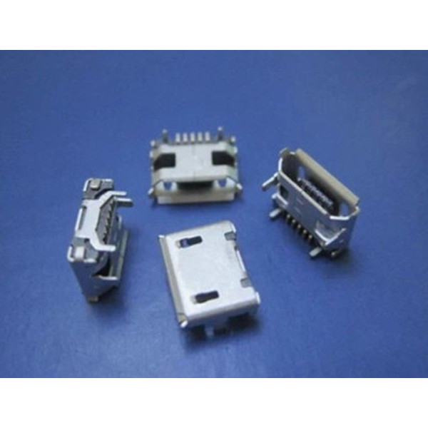 Connecteur micro USB B femelle a souder modéle 3(fixation 4 points 90°)(5 pattes pour l'USB)