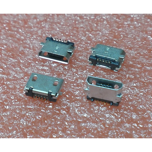 Connecteur micro USB B femelle a souder (fixation 2 points a plat)(5 pattes courtes pour l'USB) sans levres modéle 1