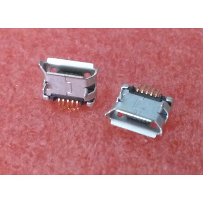 Connecteur micro USB B femelle a souder (fixation 2 points 90°)(5 pattes longues pour l'USB) modéle 1