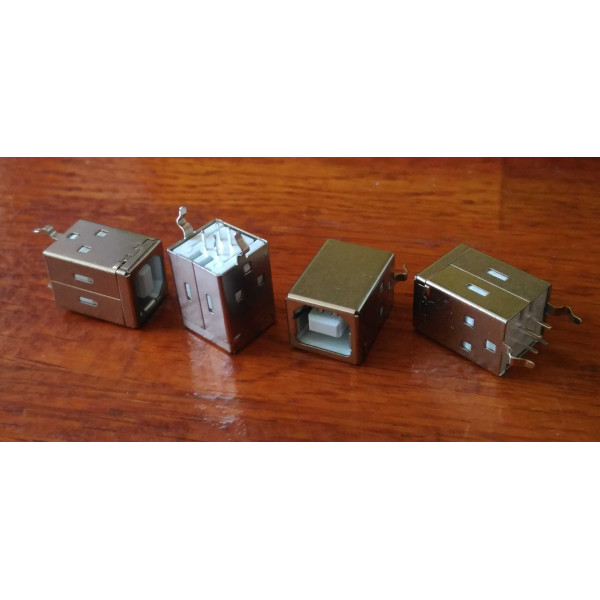 Connecteur USB type B femelle traversante verticale