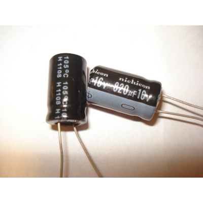 820uf 16v 820 µF radial d:10mm h:20mm