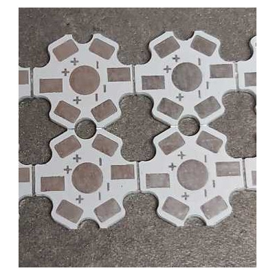 Support blanc etoile LED 1W ou 3W avec refroidisseur 