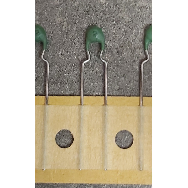 Condensateur Céramique 2,2pf 50v 10% pas 5mm