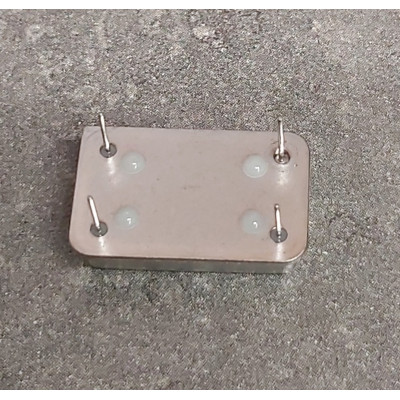 Quartz 2.457600 MHZ Raltron