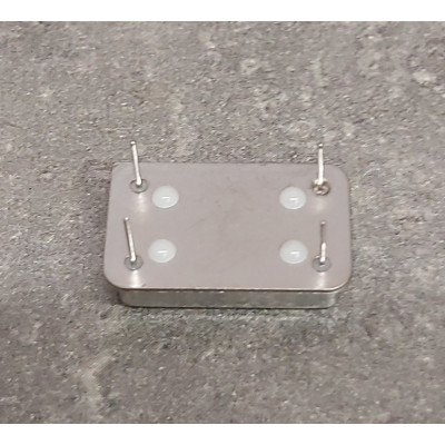 Quartz 2.457600 MHZ FOX