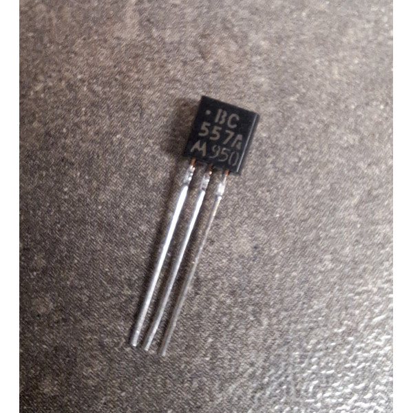 Transistor PNP  BC557A