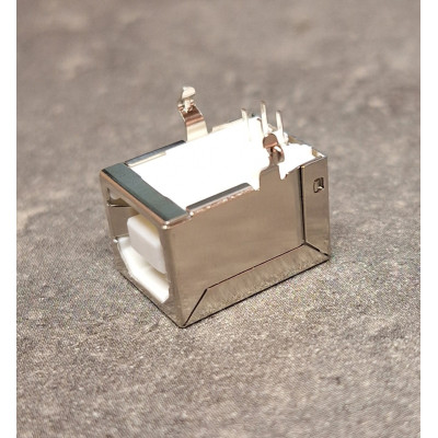 Connecteur USB type B femelle traversante Würth 61400416121