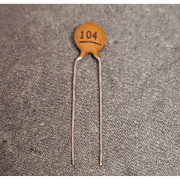 Condensateur Céramique radial 100nf 63v 104 20%