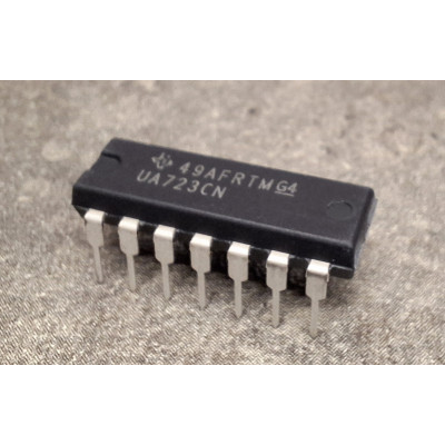 UA723CN régulateur de tension de précision DIP-14