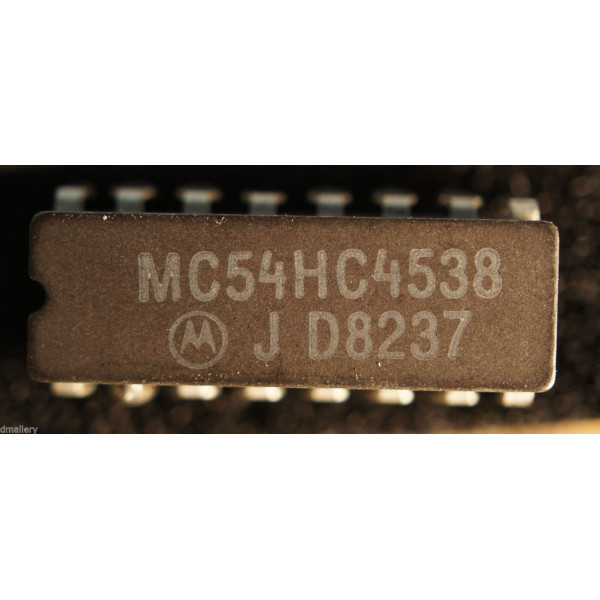 MC54HC4538 J (céramique) Monostable multivibrateur double précision