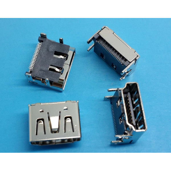 Connecteur HDMI femelle Soudure en SMT 4 pattes de fixation modéle 1